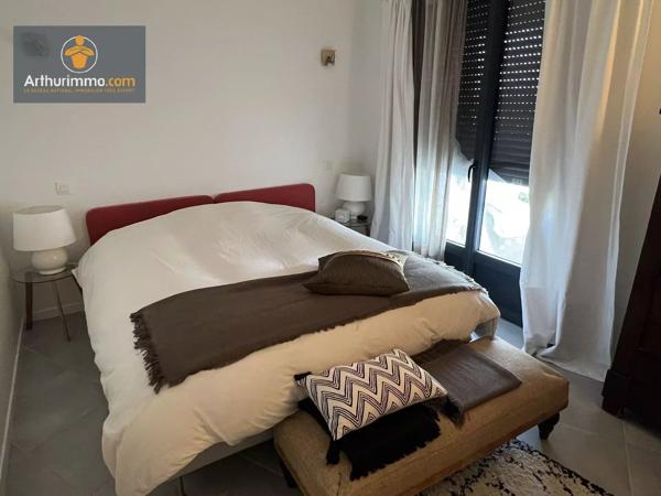 Vente                                                      Maison
                        
                     5 pièces                      128 m2                     à Marmande