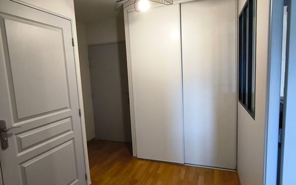 Appartement à louer    2 pièces •  Chauconin-Neufmontiers