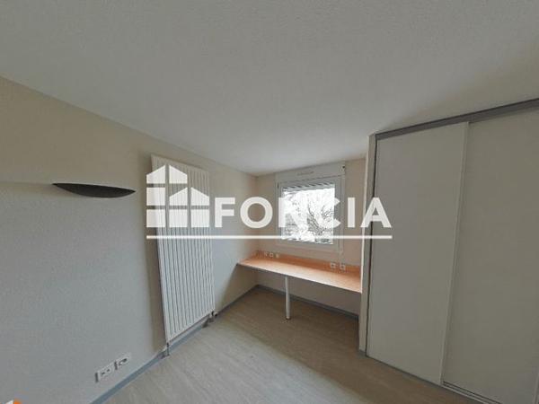 Location Studio 19.19 m² - 26 RUE MONTHOLON Bourg En Bresse 01000