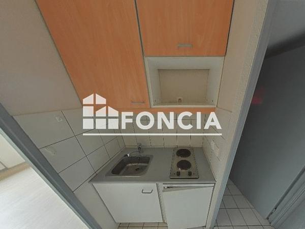 Location Studio 19.19 m² - 26 RUE MONTHOLON Bourg En Bresse 01000