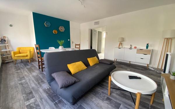 Appartement à louer    4 pièces • 85,78 m2 Rue