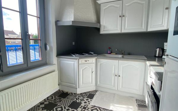 Appartement à louer    4 pièces • 85,78 m2 Rue