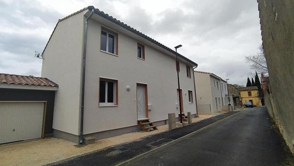 Maison à louer 4 pièces 79.23m²