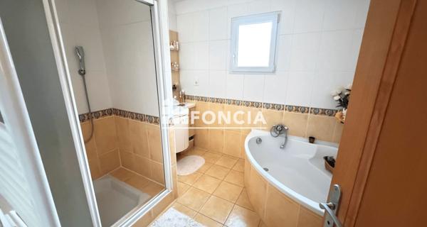 À vendre Maison 5 pièces 159 m² - Gigean 34770