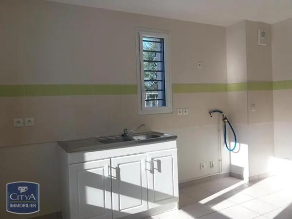 Maison à louer 4 pièces 103m² Châteauroux (36000)