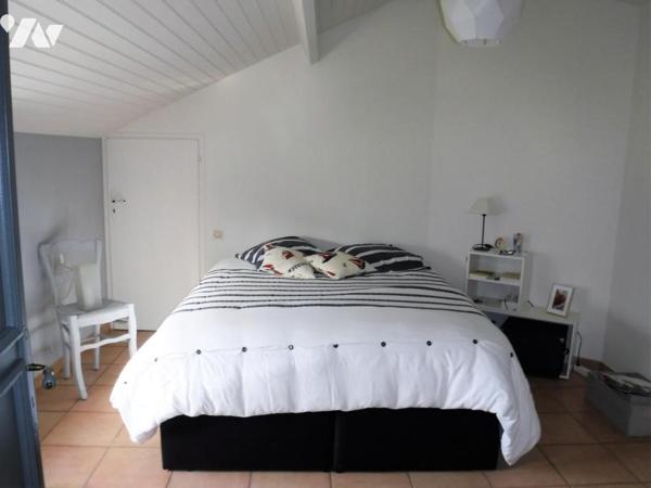 SAINT MICHEL CHEF CHEF, en lieu-dit, prestations soignées pour cette ancienne longère rénovée