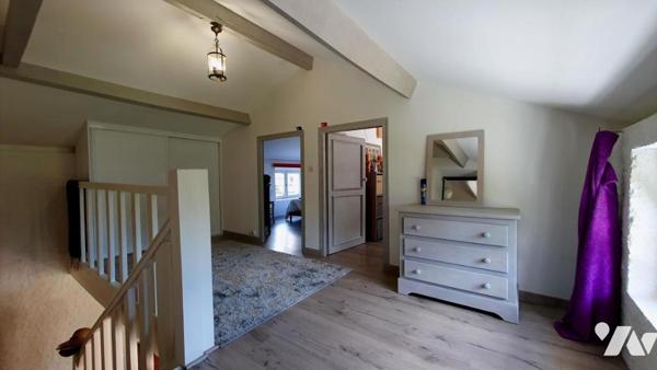 SAINT MICHEL CHEF CHEF, en lieu-dit, prestations soignées pour cette ancienne longère rénovée