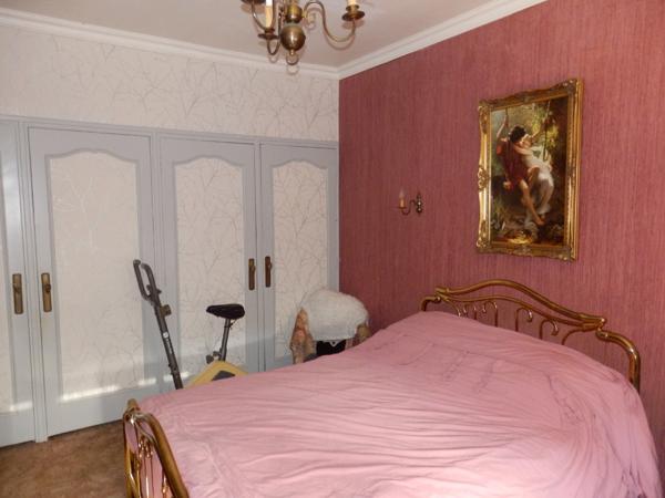MAISON SUR GRAND TERRAIN St berthevin MAISON SUR GRAND TERRAIN St berthevin
