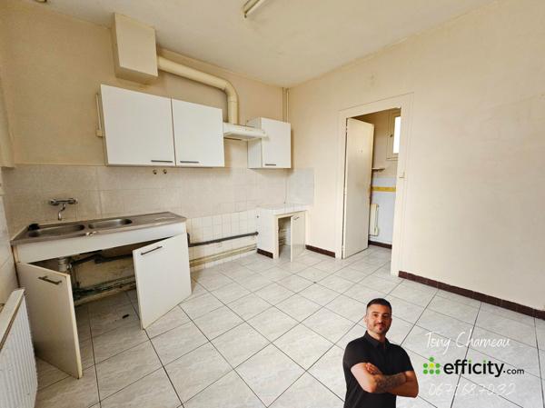Maison
         3 pièces
        - 42 m² 41 000 € *