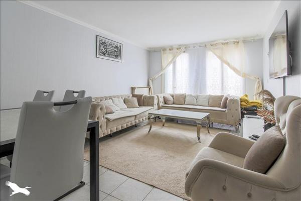 Appartement à vendre |  Mantes-la-Ville |  5 pièces | 74 m²