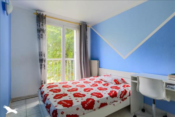 Appartement à vendre |  Mantes-la-Ville |  5 pièces | 74 m²