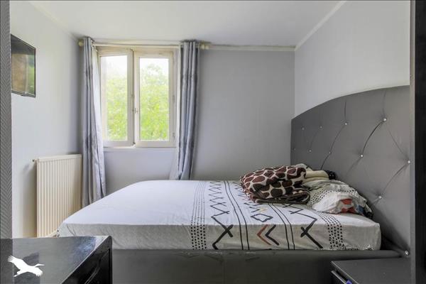 Appartement à vendre |  Mantes-la-Ville |  5 pièces | 74 m²