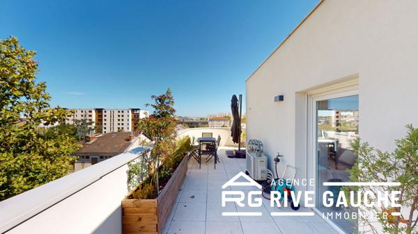 Appartement T3/T4 en dernier étage avec toit-terrasse de 47 m² et vue exceptionnelle