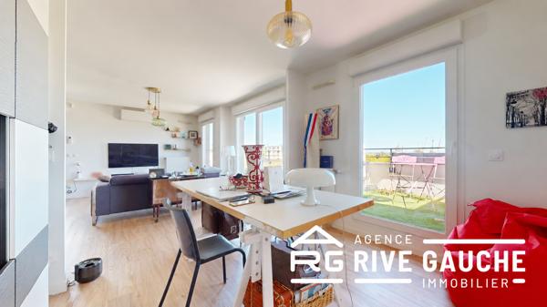 Appartement T3/T4 en dernier étage avec toit-terrasse de 47 m² et vue exceptionnelle