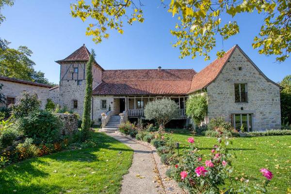 Maison à vendre |  Figeac |  6 pièces | 258 m²