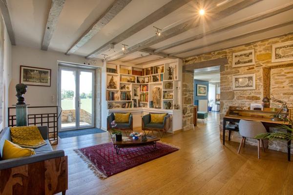 Maison à vendre |  Figeac |  6 pièces | 258 m²