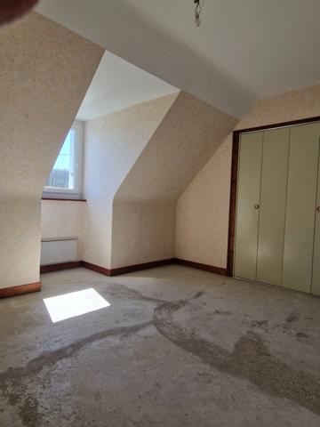 Maison à vendre 7 pièces POMMERIT LE VICOMTE (22)