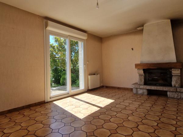 Maison à vendre 7 pièces POMMERIT LE VICOMTE (22)