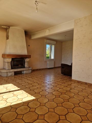 Maison à vendre 7 pièces POMMERIT LE VICOMTE (22)