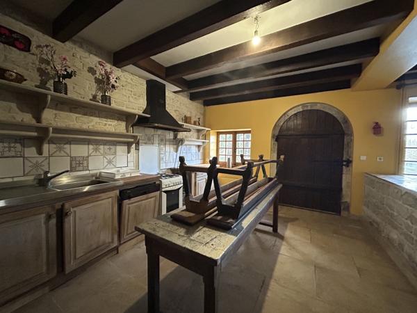 MANOIR SECTEUR BAR-SUR-AUBE