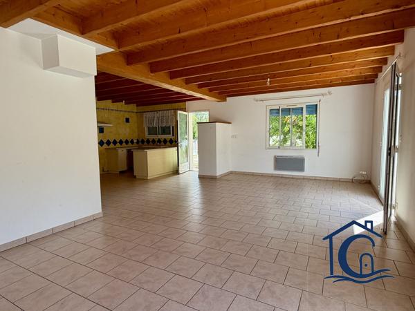 Maison de plain-pied aux portes de Royan – 2 chambres, garage et jardin