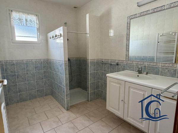 Maison de plain-pied aux portes de Royan – 2 chambres, garage et jardin