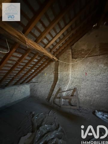 Maison à vendre 6 pièces 110 m² Lucenay-lès-Aix