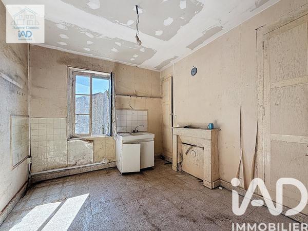 Maison à vendre 6 pièces 110 m² Lucenay-lès-Aix