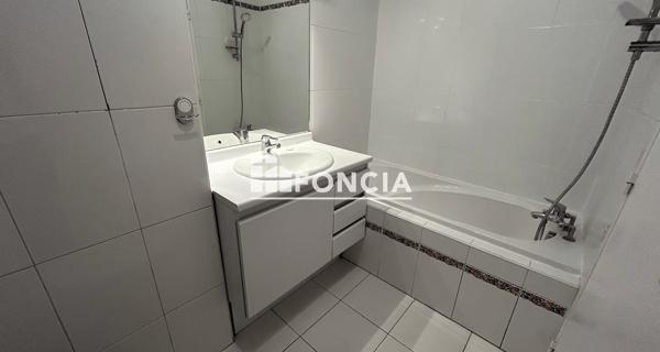 Location Studio 28.85 m² - Châtenay-malabry 92290