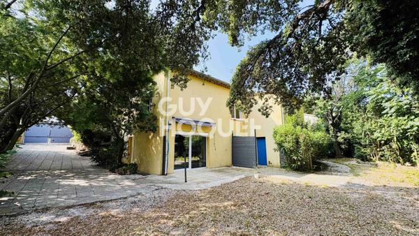 MAISON À VENDRE DE 7 PIÈCES DE 190,00 M²
