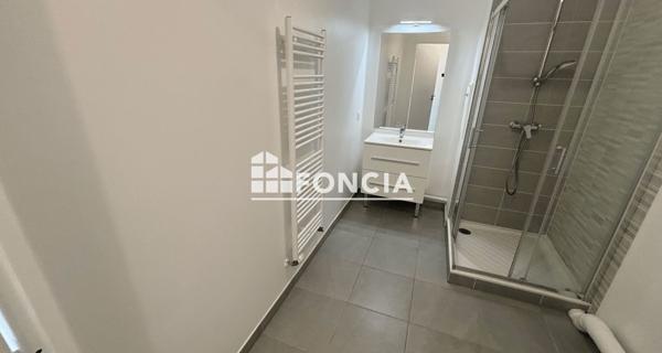 À vendre Appartement 2 pièces 42.08 m² - Saint-cyr-l'école 78210