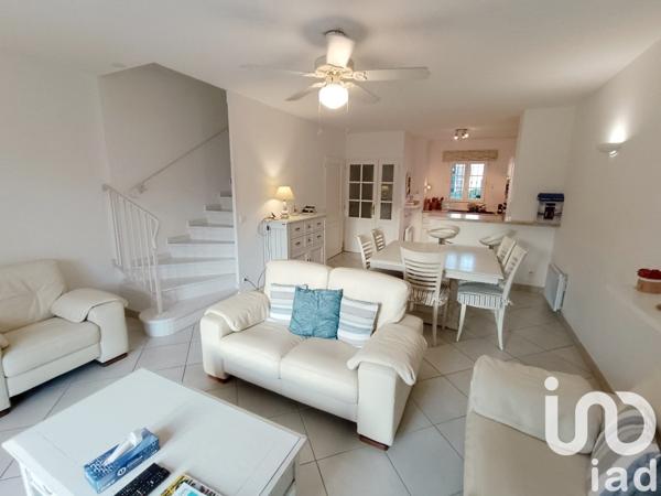 Maison traditionnelle 4 pièces de 101 m² à Aigues-Mortes (30220)