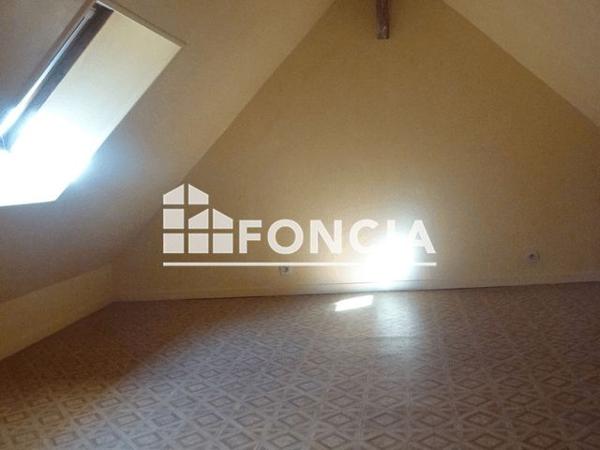 Location Appartement 3 pièces 42.12 m² - 2 RUE DES SUREAUX Bu 28410