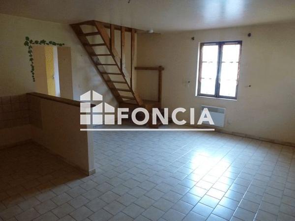 Location Appartement 3 pièces 42.12 m² - 2 RUE DES SUREAUX Bu 28410