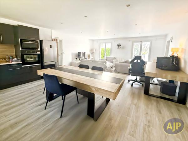 Vente maison Carbon Blanc : 340 000 € - AJP Immobilier Saint Andre de Cubzac