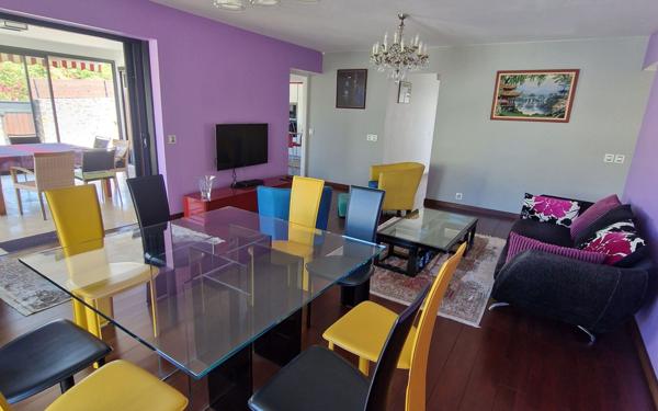 Maison à vendre    3 pièces •  Saint-Pierre