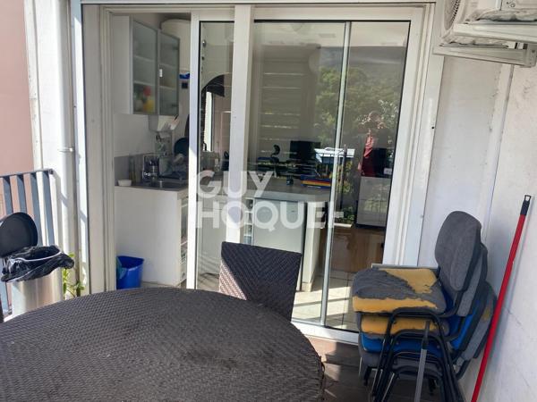 Vastes bureaux centre-ville de Saint Denis, proche Jardin de l'Etat