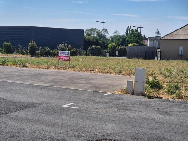 Terrain Courville Sur Eure 640 m2