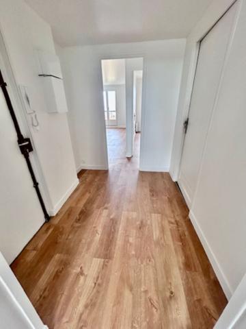 Appartement Le Bourget 3 pièce(s) 58.51 m2