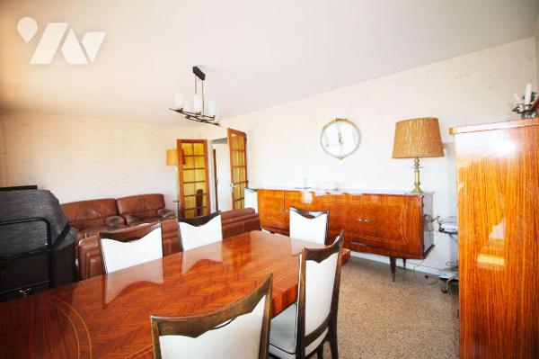 Appartement agréable T5/6 de 102m2 (Carrez) dans le quartier Sainte Anne (8e)