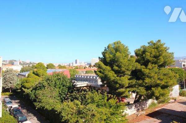 Appartement agréable T5/6 de 102m2 (Carrez) dans le quartier Sainte Anne (8e)