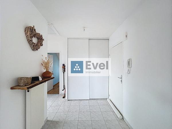 VILLING, Appartement F3 avec terrasse