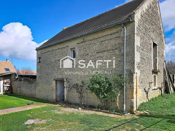 Beau corps de ferme sur 1 HA  avec dépendances