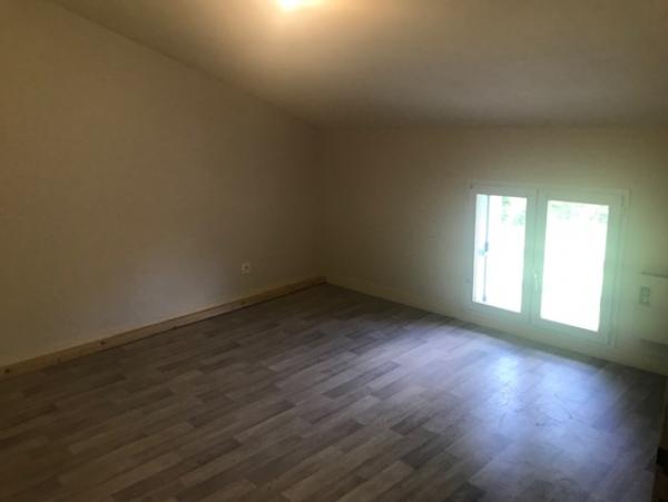 Location Maison 5 pièces Saint-Aubin-le-Cloud (79450)