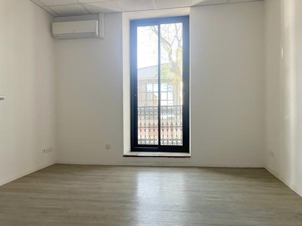 Bureau 2 pièces à louer Narbonne - 11100 / Réf: 2143