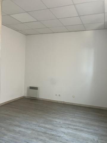 Bureau 2 pièces à louer Narbonne - 11100 / Réf: 2143