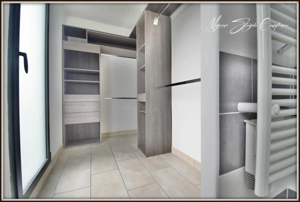 VILLA CONTEMPORAINE de plain-pied à vendre 5 pièces SOUSTONS (40) 142m² proche du lac.