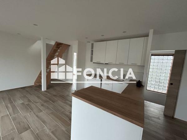 Location Appartement 4 pièces 83.2 m² - Saint Maurice L'exil 38550