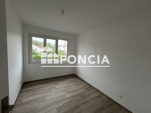 Location Appartement 4 pièces 83.2 m² - Saint Maurice L'exil 38550