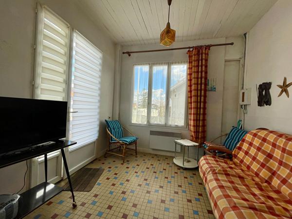 Ensemble immobilier - l'Aiguillon-la-Presqu'île